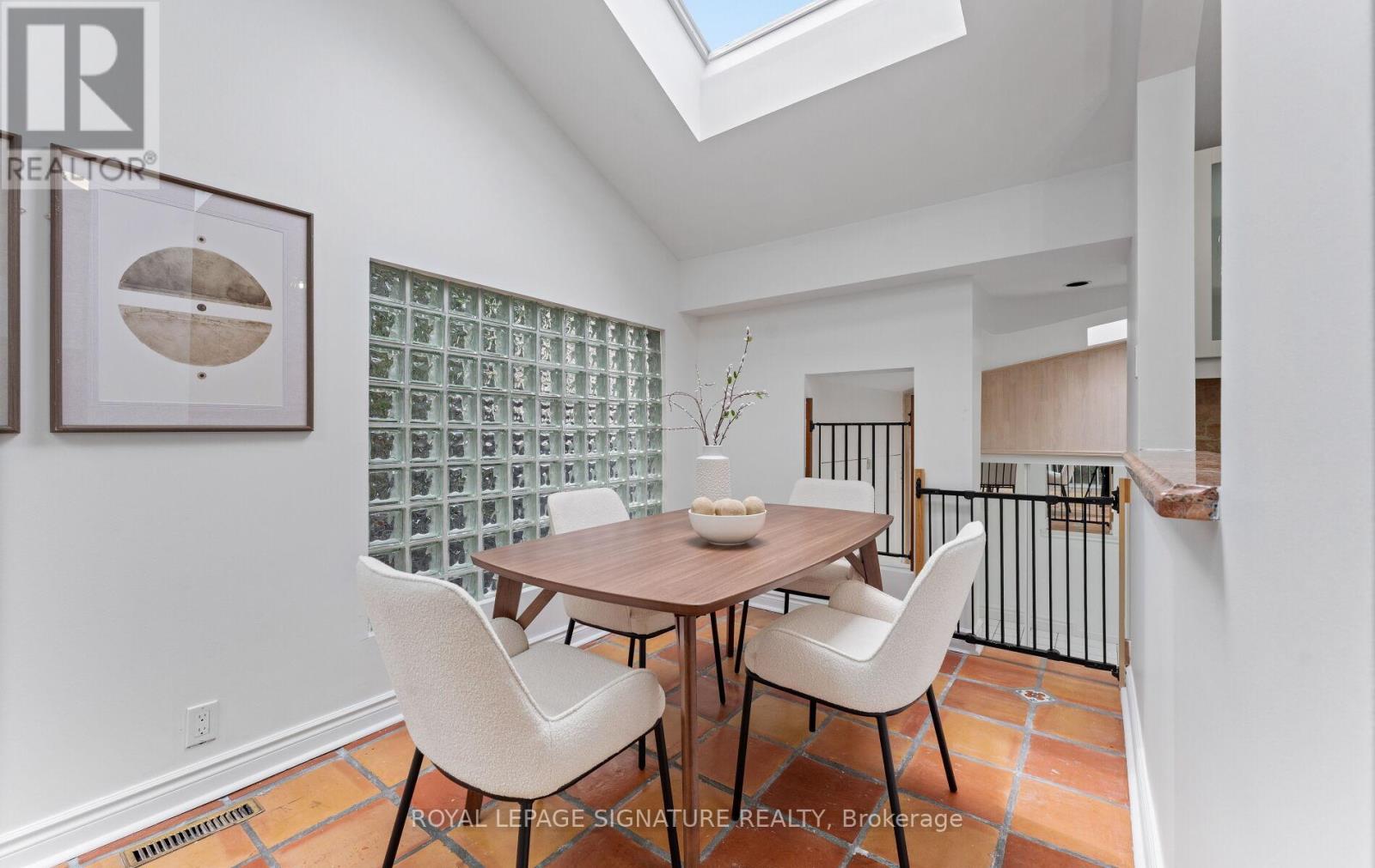 279 Birkdale Road, Toronto, Ontario  M1P 3S3 - Photo 14 - E13489216