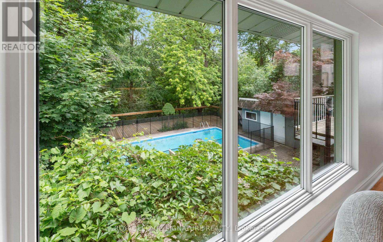 279 Birkdale Road, Toronto, Ontario  M1P 3S3 - Photo 17 - E13489216