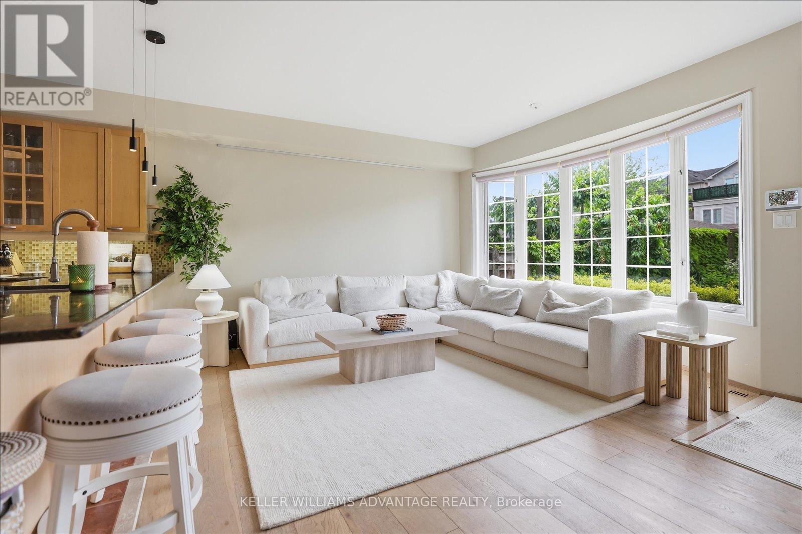 46 Sarah Ashbridge Avenue, Toronto, Ontario  M4L 3Y9 - Photo 13 - E13489612