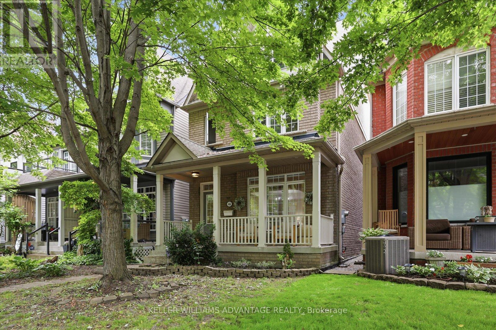46 Sarah Ashbridge Avenue, Toronto, Ontario  M4L 3Y9 - Photo 3 - E13489612
