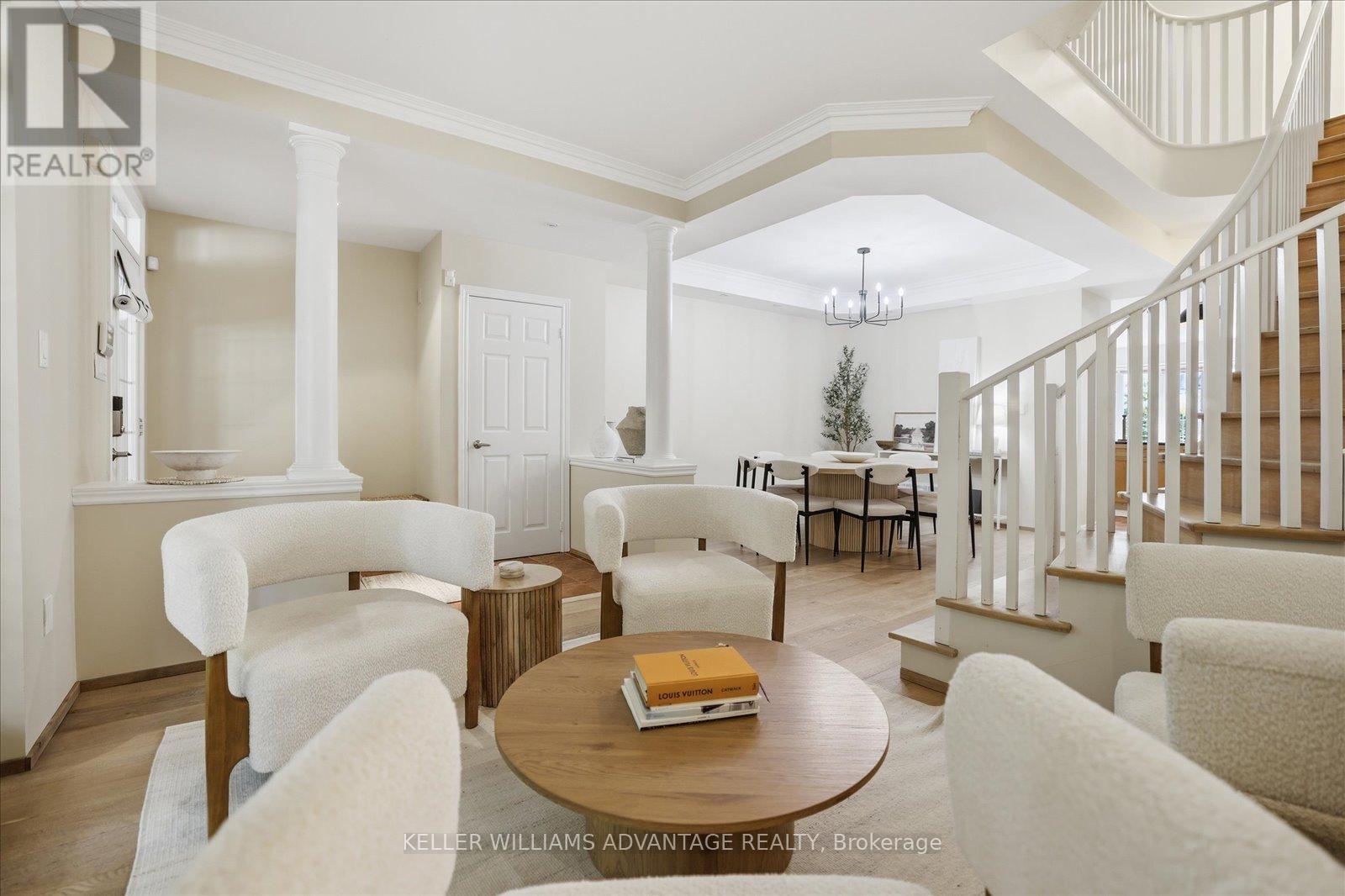 46 Sarah Ashbridge Avenue, Toronto, Ontario  M4L 3Y9 - Photo 6 - E13489612