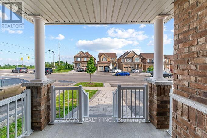 956 Greenhill Avenue, Oshawa, Ontario  L1K 0X9 - Photo 3 - E13489688
