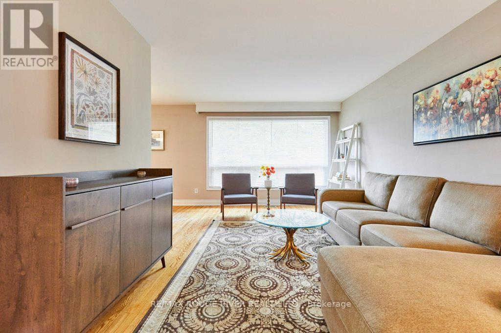 19 Thornbeck Drive, Toronto, Ontario  M1G 2J7 - Photo 10 - E13489844