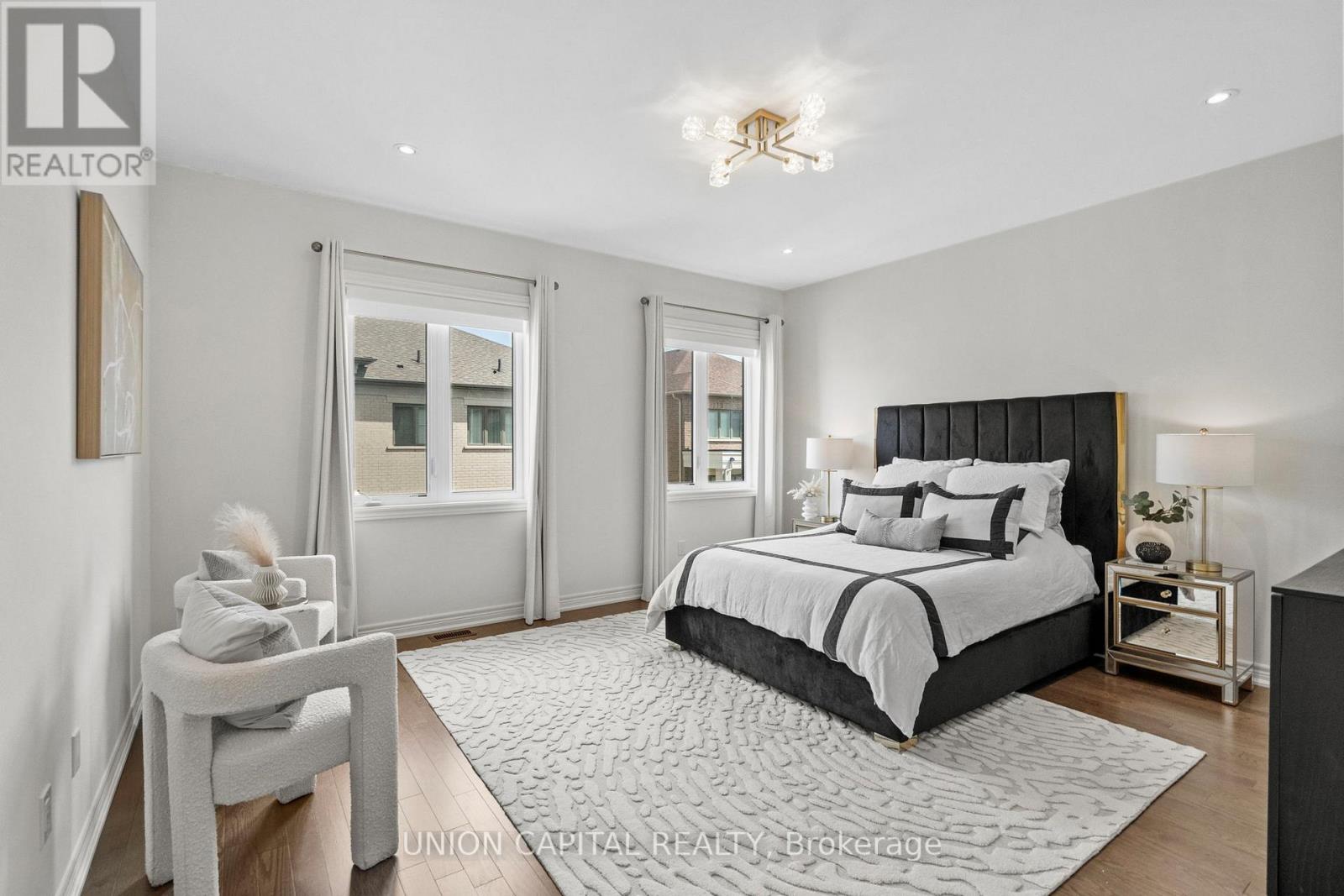8 Protostar Avenue, Richmond Hill, Ontario  L4C 5G9 - Photo 11 - N13489554