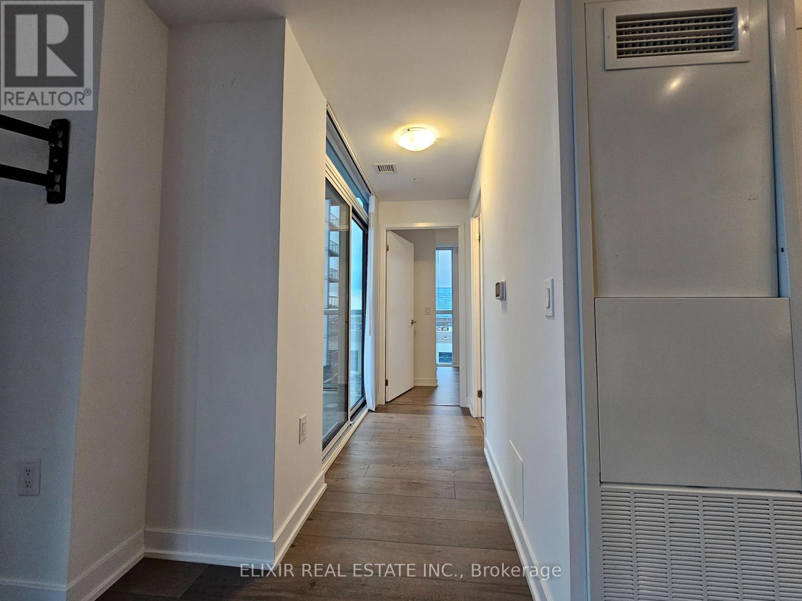 607 - 60 Honeycrisp Crescent E, Vaughan, Ontario  L4K 5Z8 - Photo 16 - N13489568