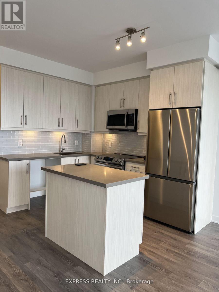 LPH06 - 105 ONEIDA CRESCENT, Richmond Hill, Ontario