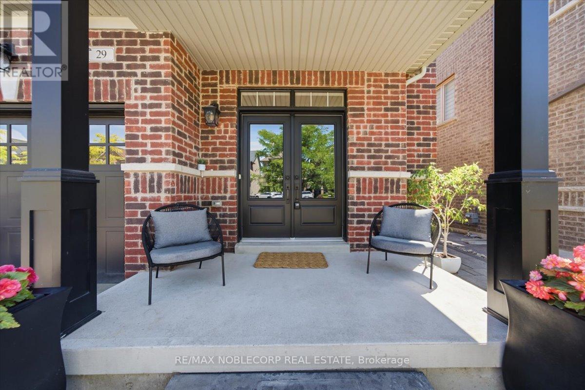 29 Herzl Street, Vaughan, Ontario  L4H 3Y4 - Photo 3 - N13489734