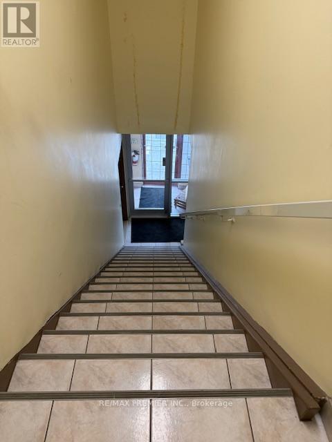 Part Second Floor #8 - 231 Millway Avenue, Vaughan, Ontario  L4K 3W7 - Photo 2 - N13489946