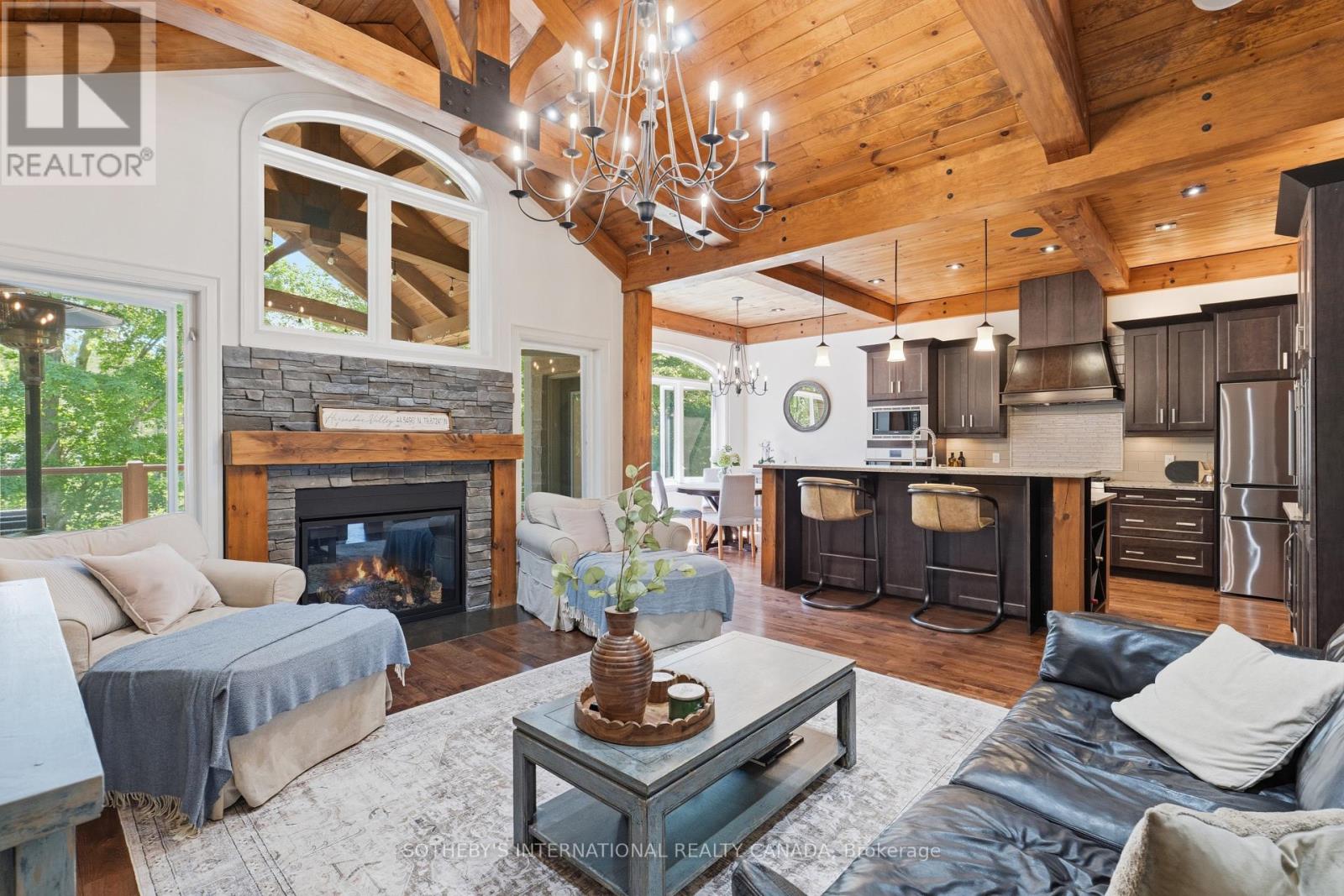 7 Ridgewood Court, Oro-Medonte (Horseshoe Valley), Ontario  L0L 2L0 - Photo 5 - S13489856