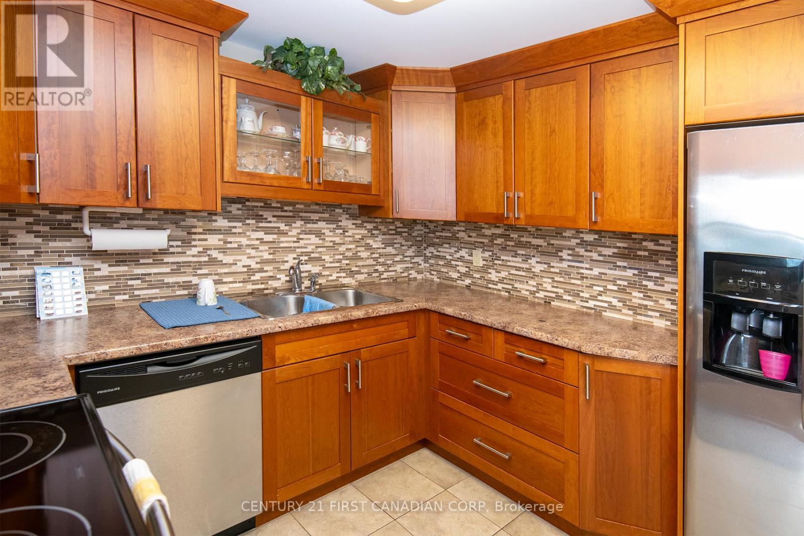 1505 - 380 King Street, London East, Ontario  N6B 3L6 - Photo 22 - X13490060