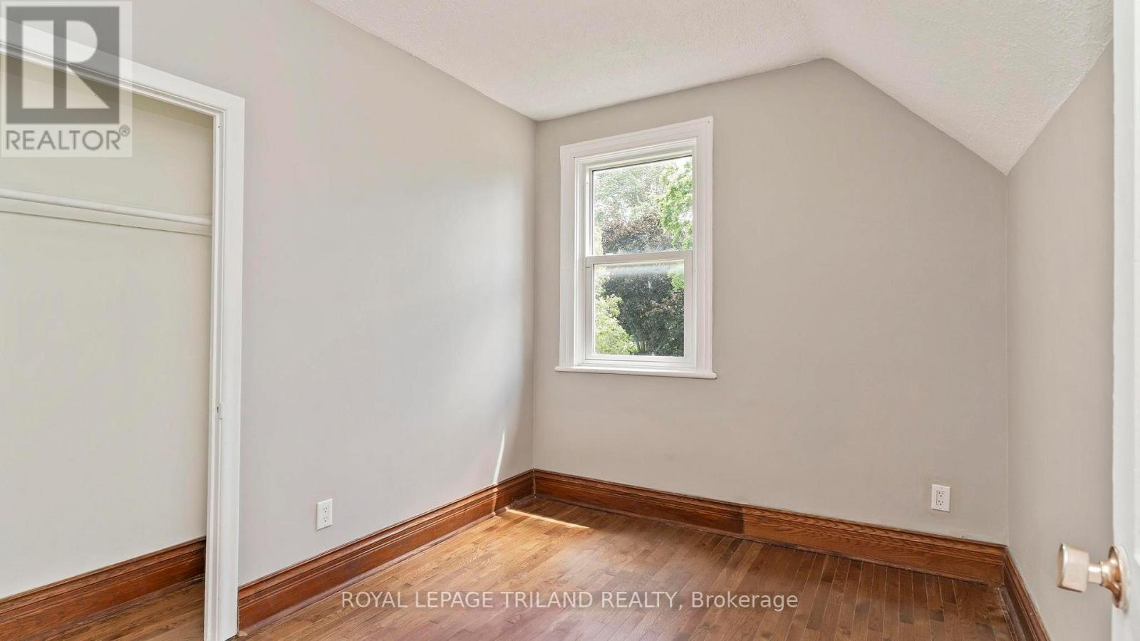 50 Fairview Avenue, St. Thomas, Ontario  N5R 4X6 - Photo 12 - X13490074