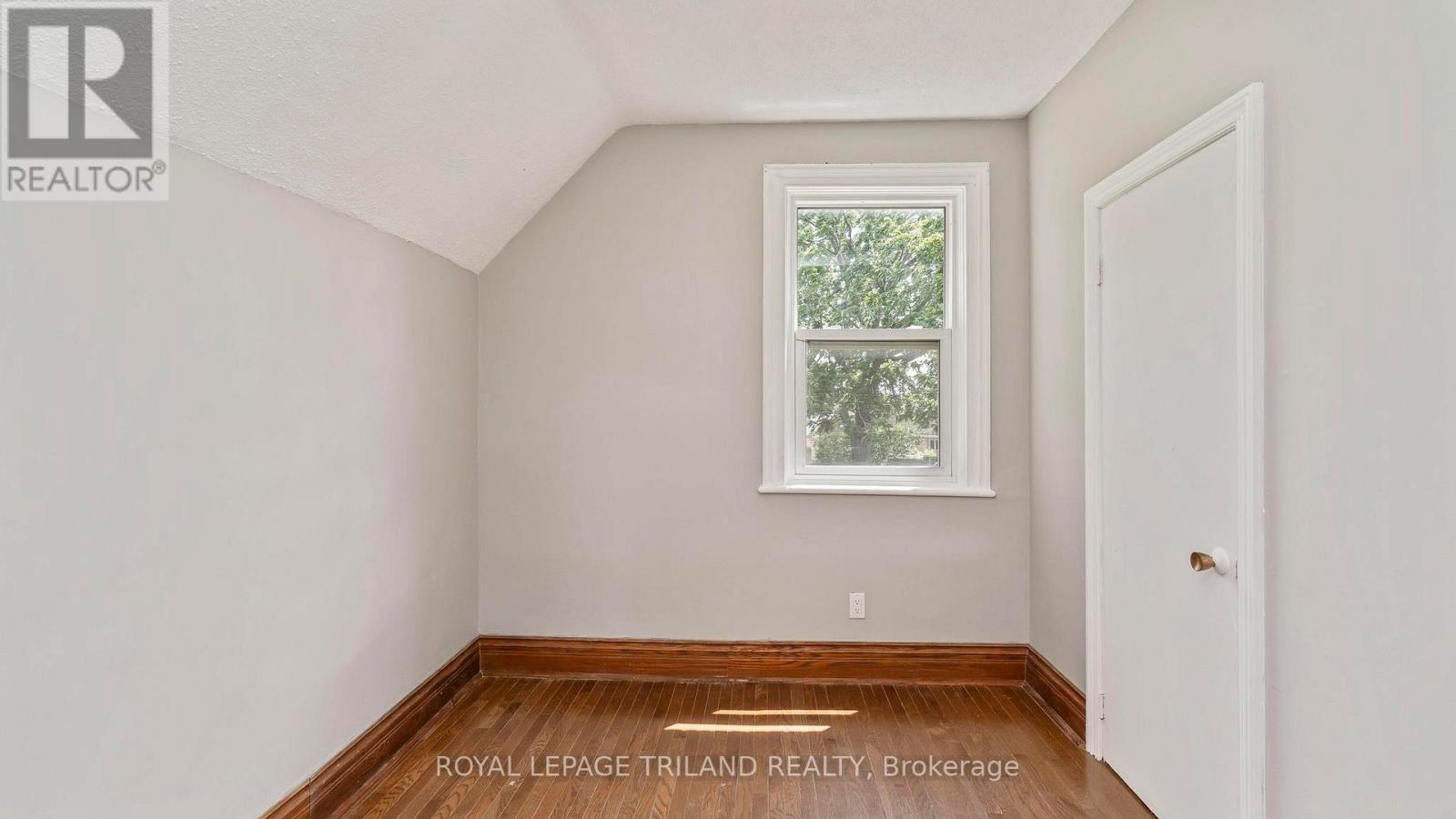50 Fairview Avenue, St. Thomas, Ontario  N5R 4X6 - Photo 17 - X13490074