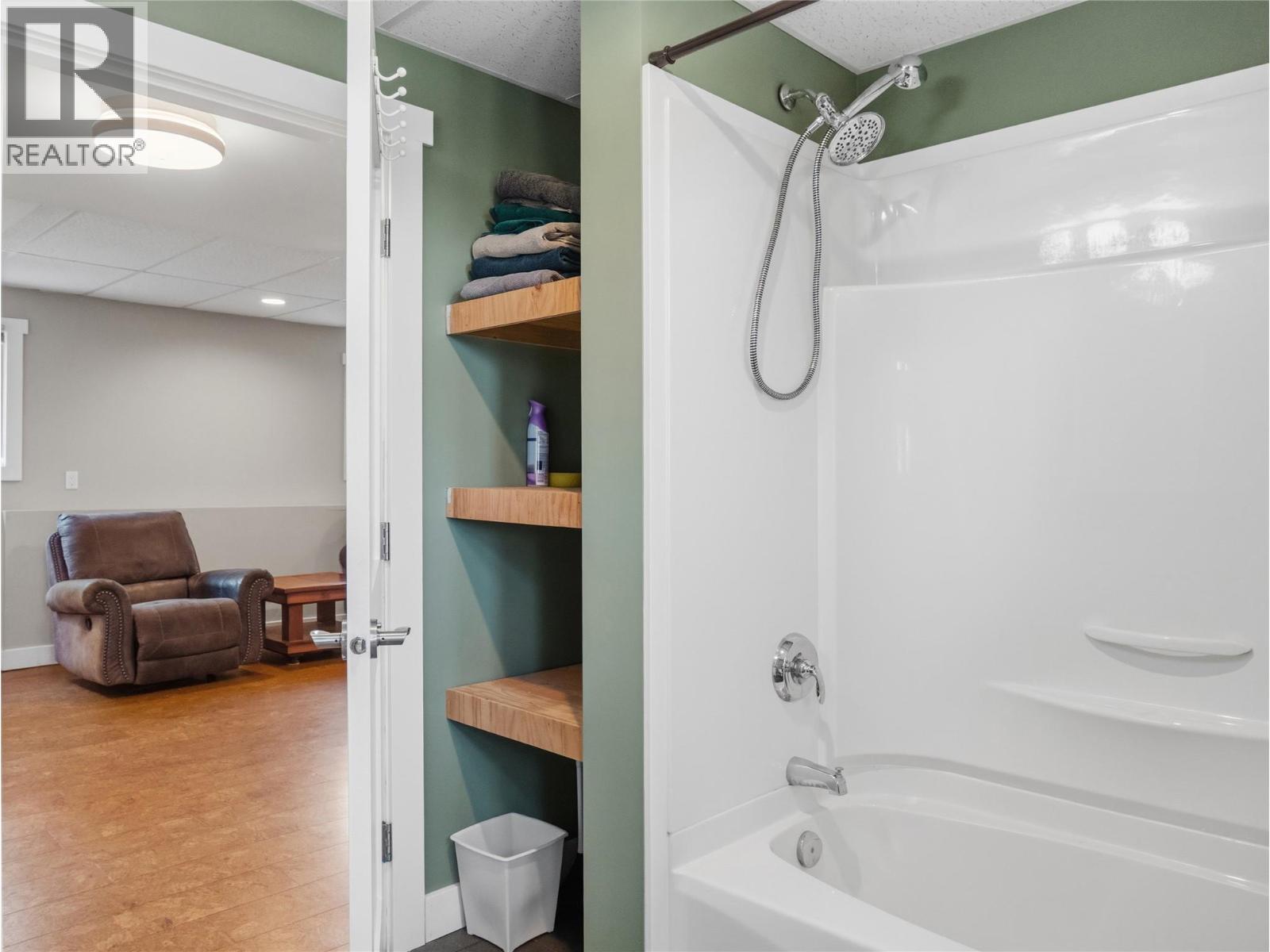 1700 92 Avenue, Dawson Creek, British Columbia  V1G 1C5 - Photo 29 - 10392671