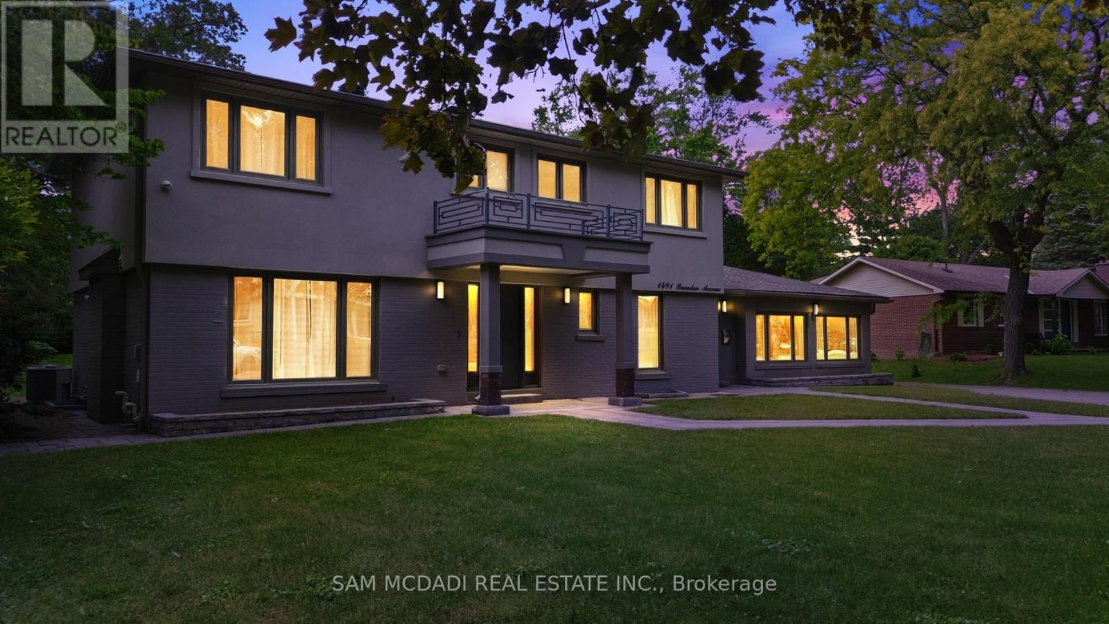 1481 BUNSDEN AVENUE, Mississauga, Ontario