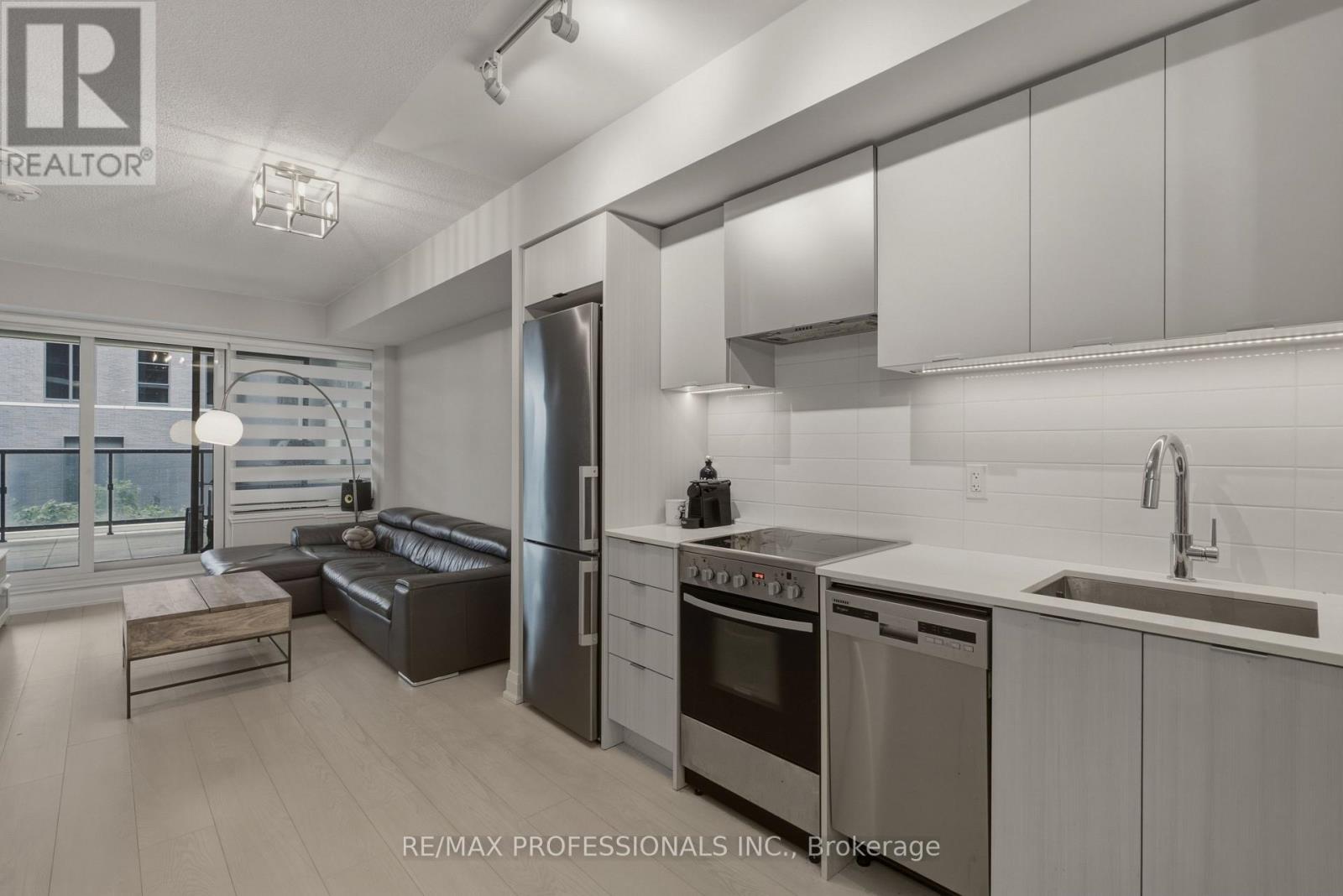 323 - 26 Gibbs Road, Toronto, Ontario  M9B 6L6 - Photo 12 - W13489634