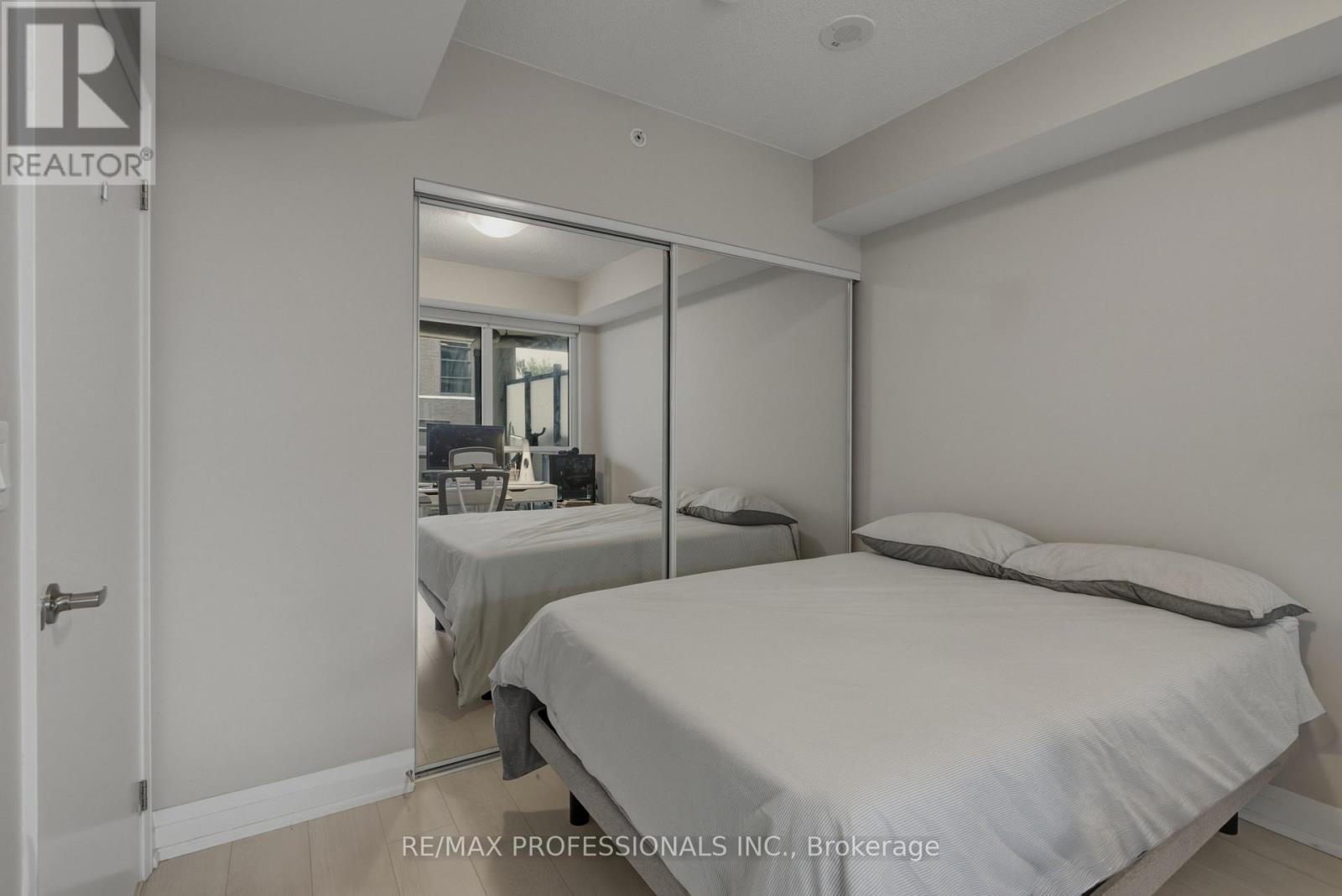 323 - 26 Gibbs Road, Toronto, Ontario  M9B 6L6 - Photo 16 - W13489634