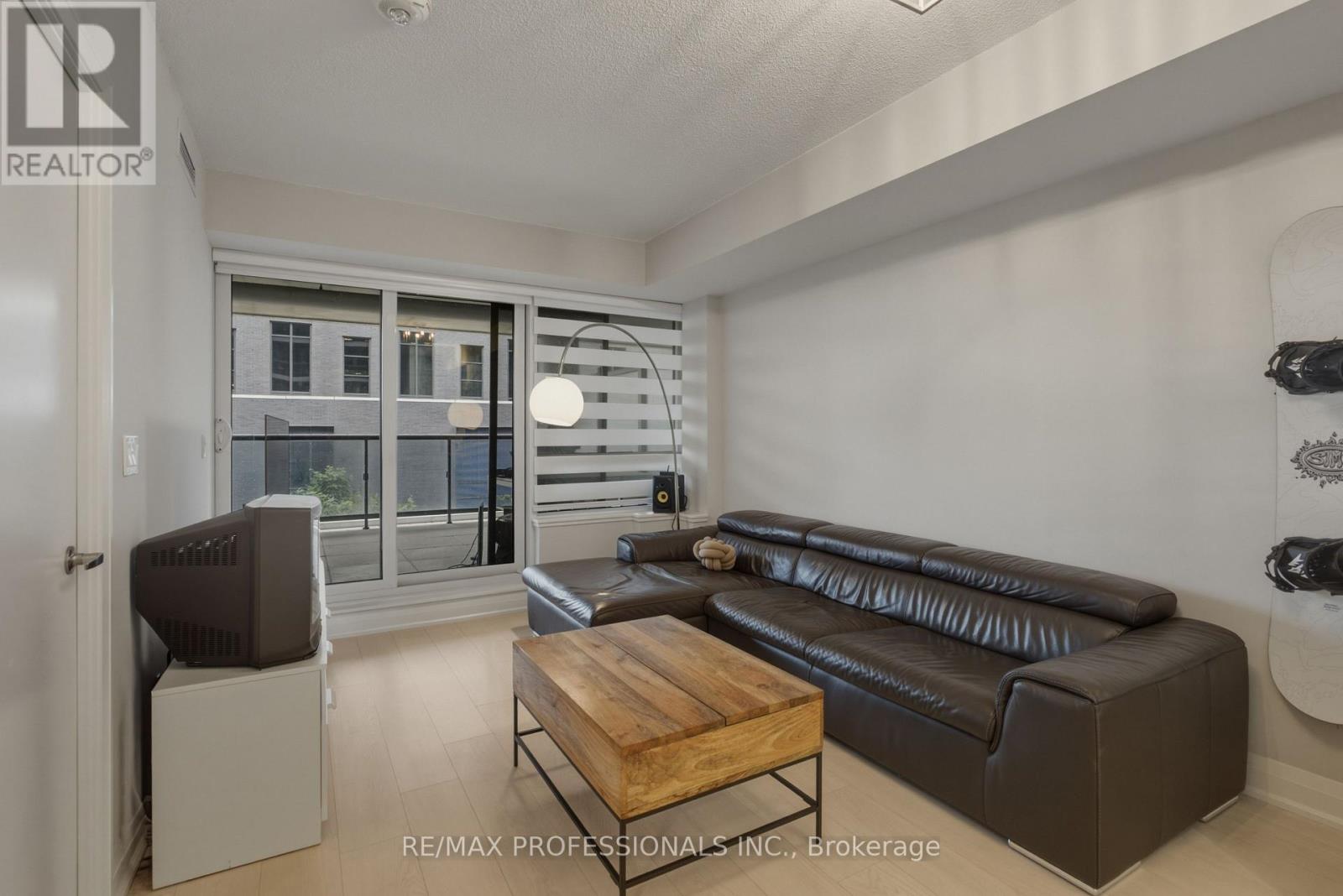 323 - 26 Gibbs Road, Toronto, Ontario  M9B 6L6 - Photo 7 - W13489634