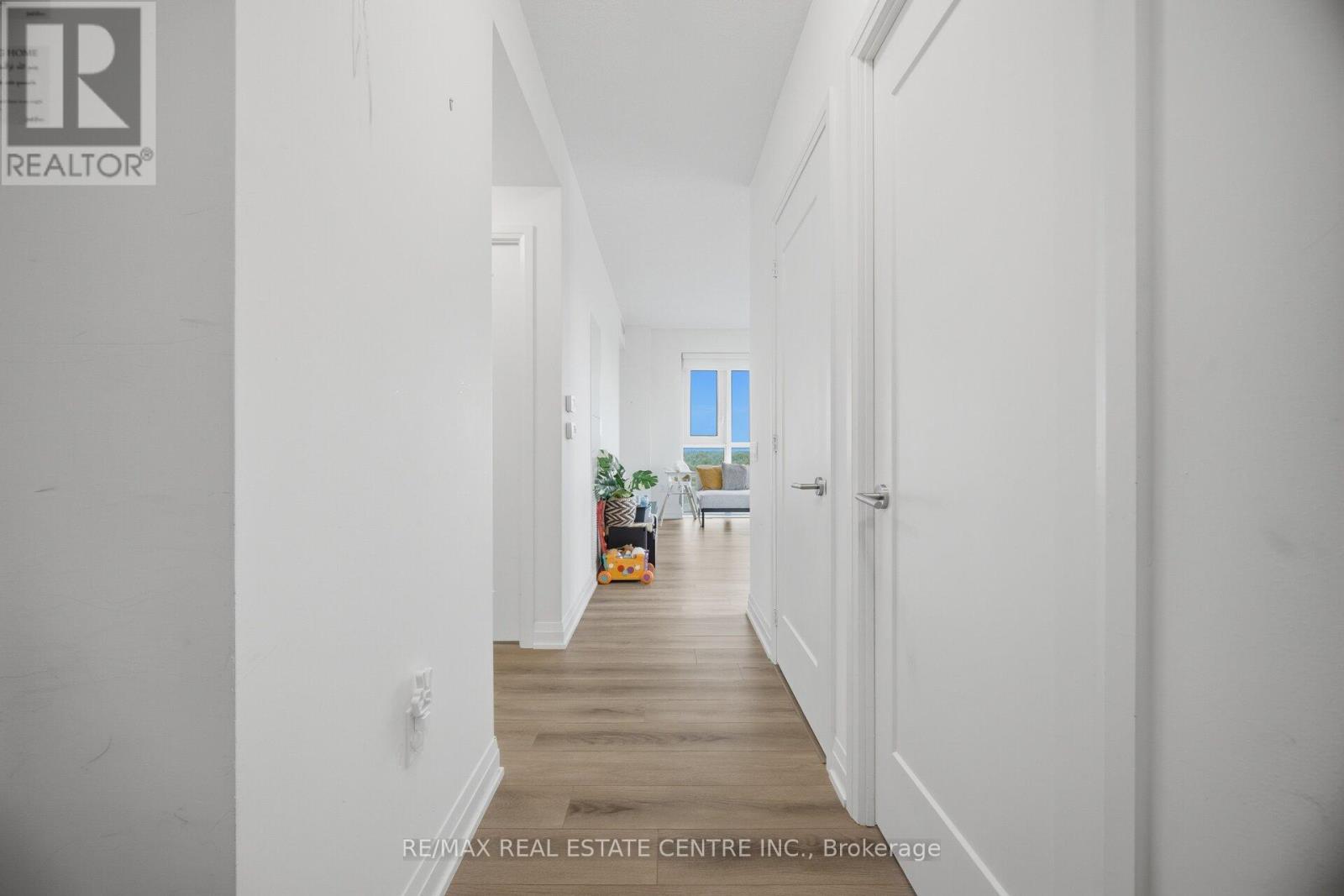 618 - 509 Dundas Street W, Oakville, Ontario  L6M 5P4 - Photo 8 - W13489686