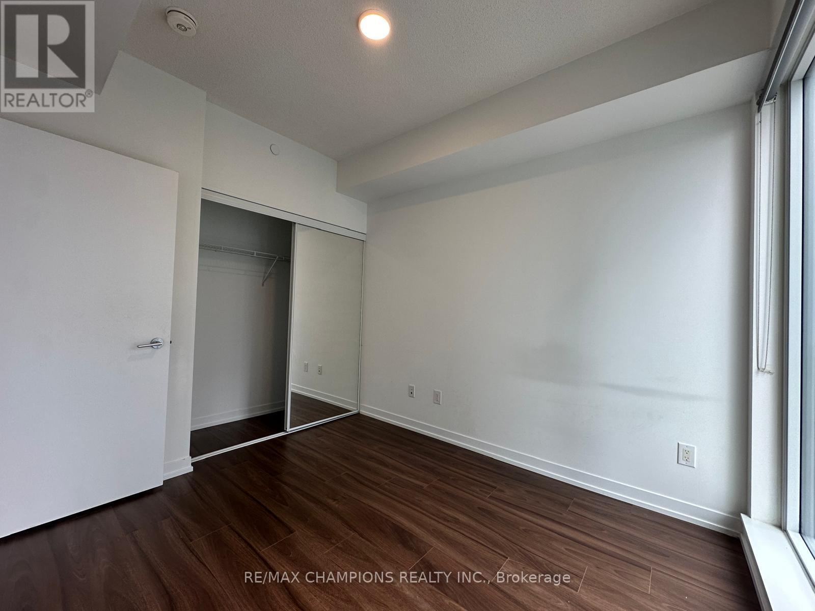 1402 - 4065 Confederation Parkway, Mississauga, Ontario  L5B 0L4 - Photo 10 - W13489748