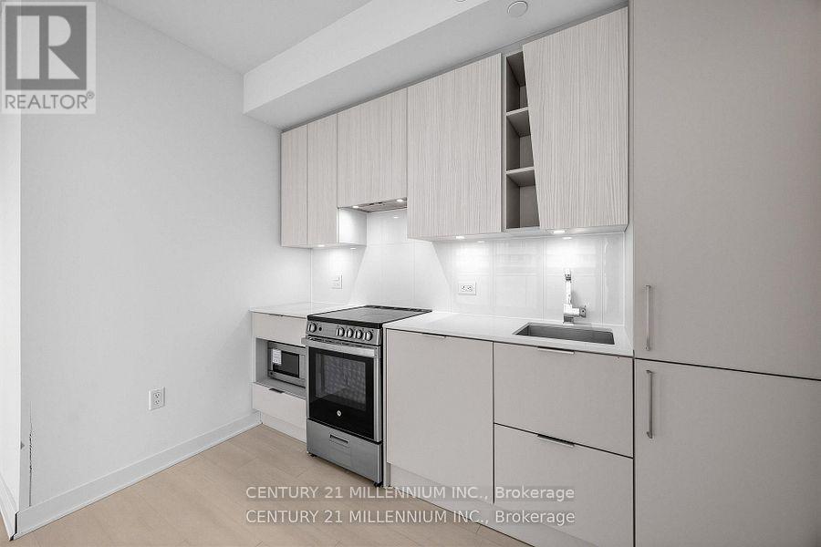 4104 - 3900 Confederation Parkway, Mississauga, Ontario  L5B 0K3 - Photo 18 - W13489802