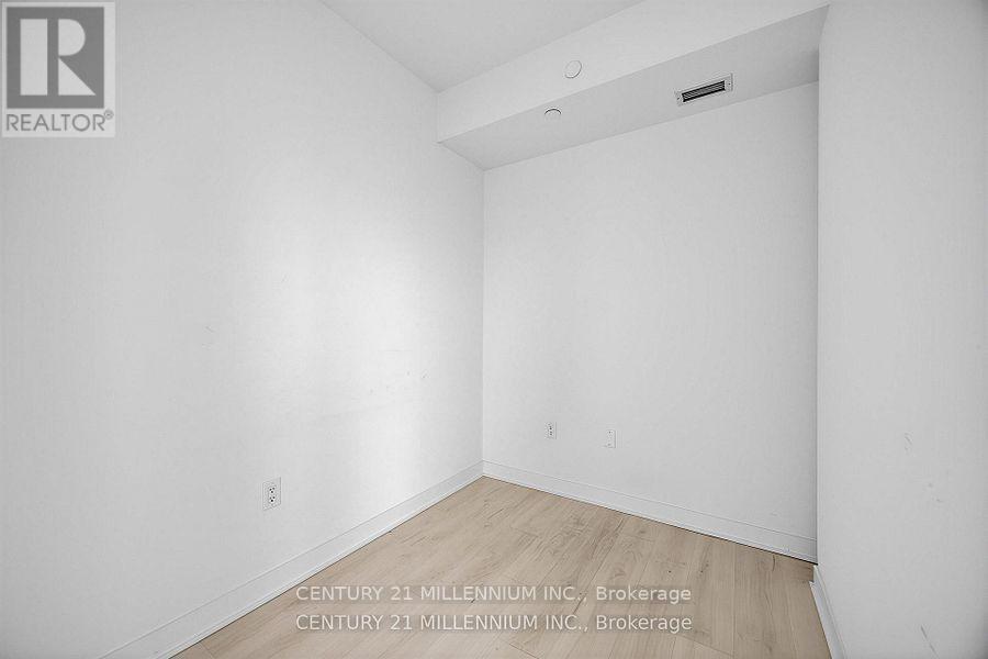 4104 - 3900 Confederation Parkway, Mississauga, Ontario  L5B 0K3 - Photo 20 - W13489802