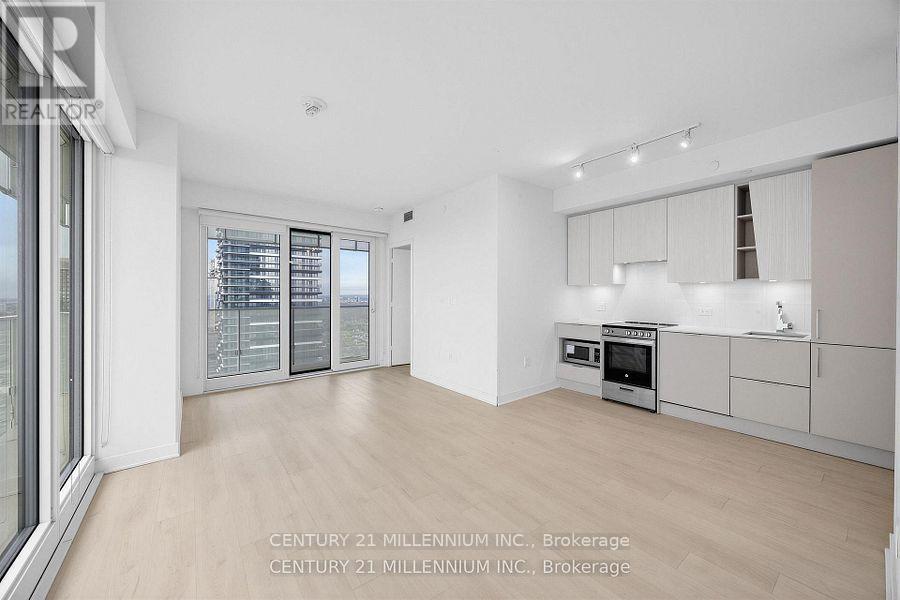 4104 - 3900 Confederation Parkway, Mississauga, Ontario  L5B 0K3 - Photo 3 - W13489802