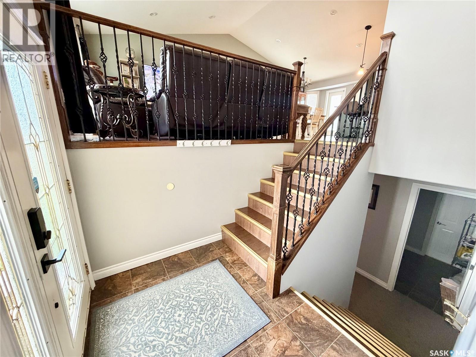 2326 Buhler Bay, North Battleford, Saskatchewan  S9A 1J2 - Photo 2 - SK040642