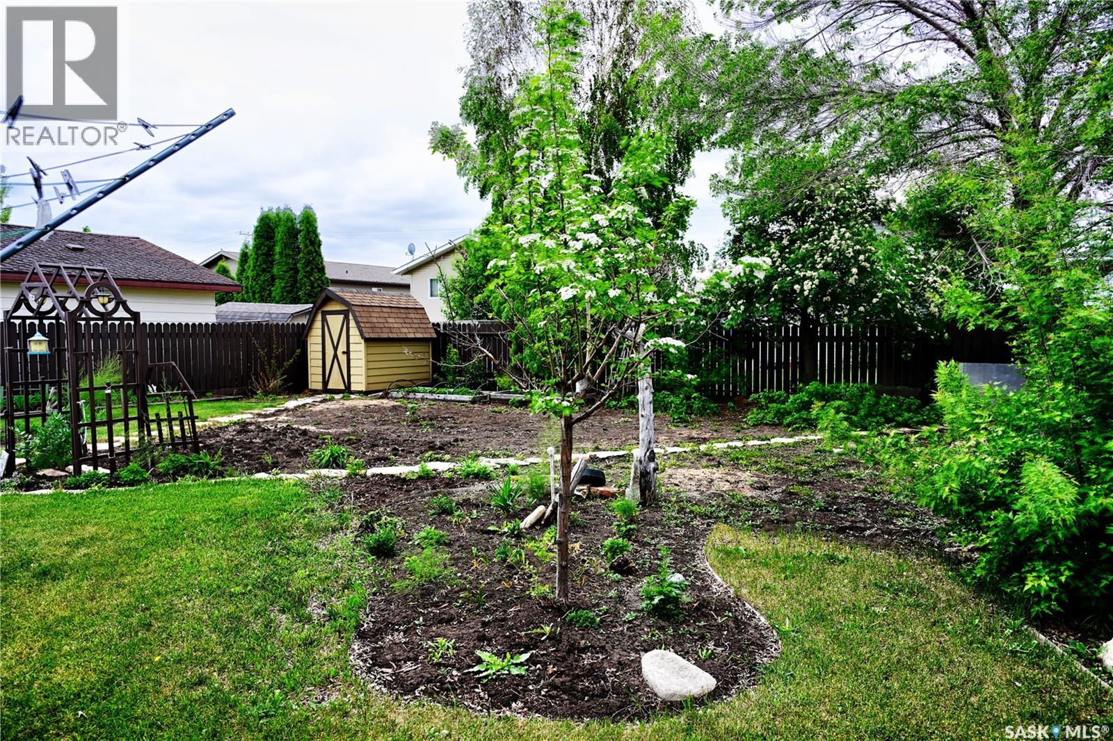 50 Robinson Crescent, Saskatoon, Saskatchewan  S7L 6N9 - Photo 22 - SK040600