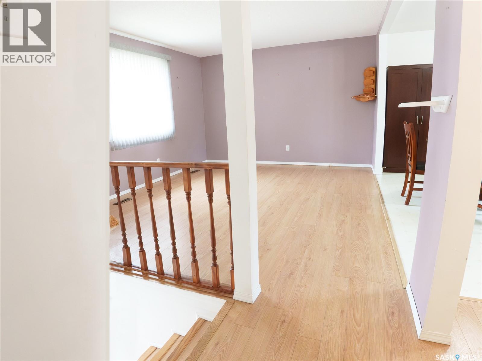 10 Roberts Place, Regina, Saskatchewan  S4T 6K6 - Photo 6 - SK040415