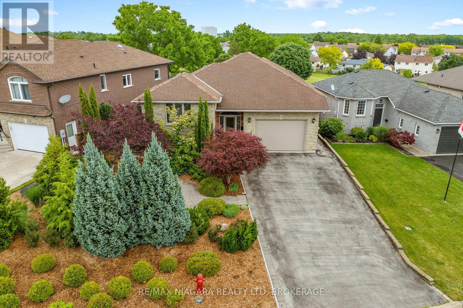31 HILLCREST ROAD, Port Colborne, Ontario