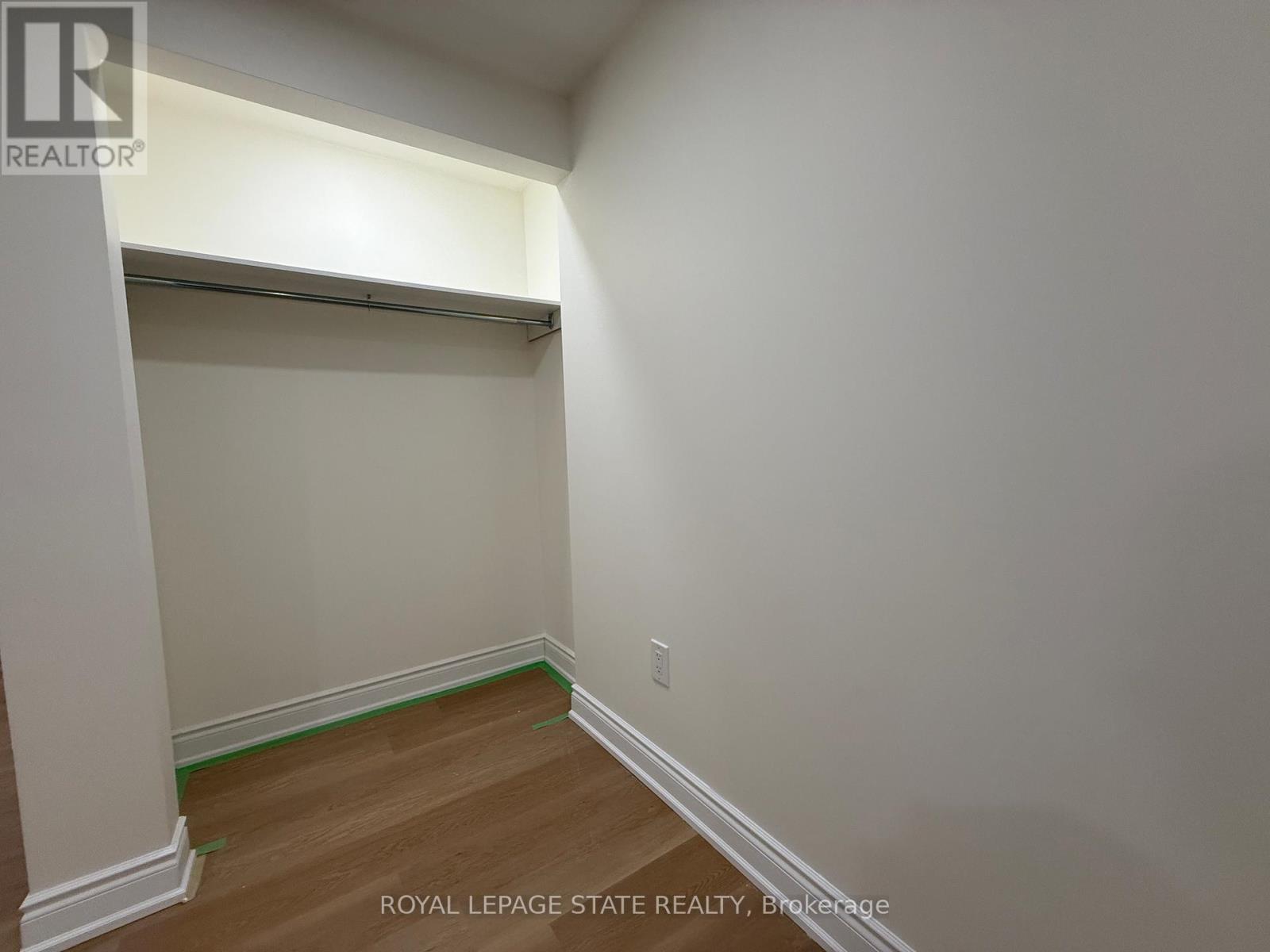 Lower Unit - 4 Waterside Drive, Hamilton, Ontario  L8E 5T9 - Photo 13 - X13489576