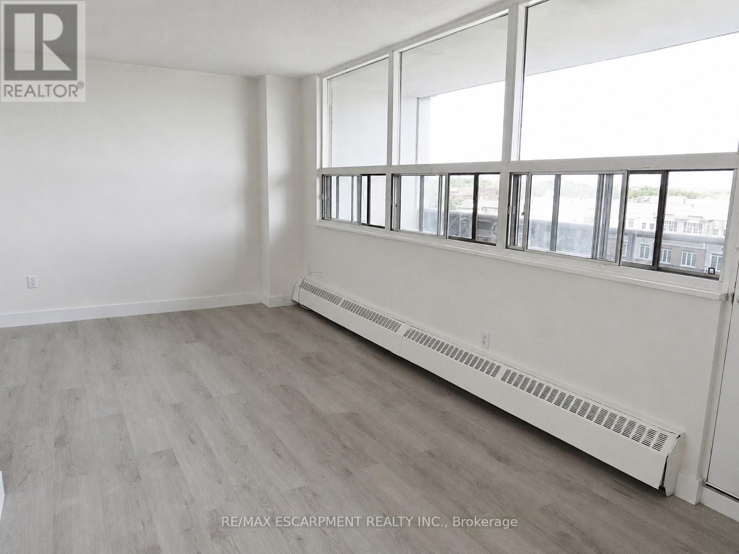 514 - 15 Albright Road, Hamilton, Ontario  L8K 5J2 - Photo 6 - X13489776