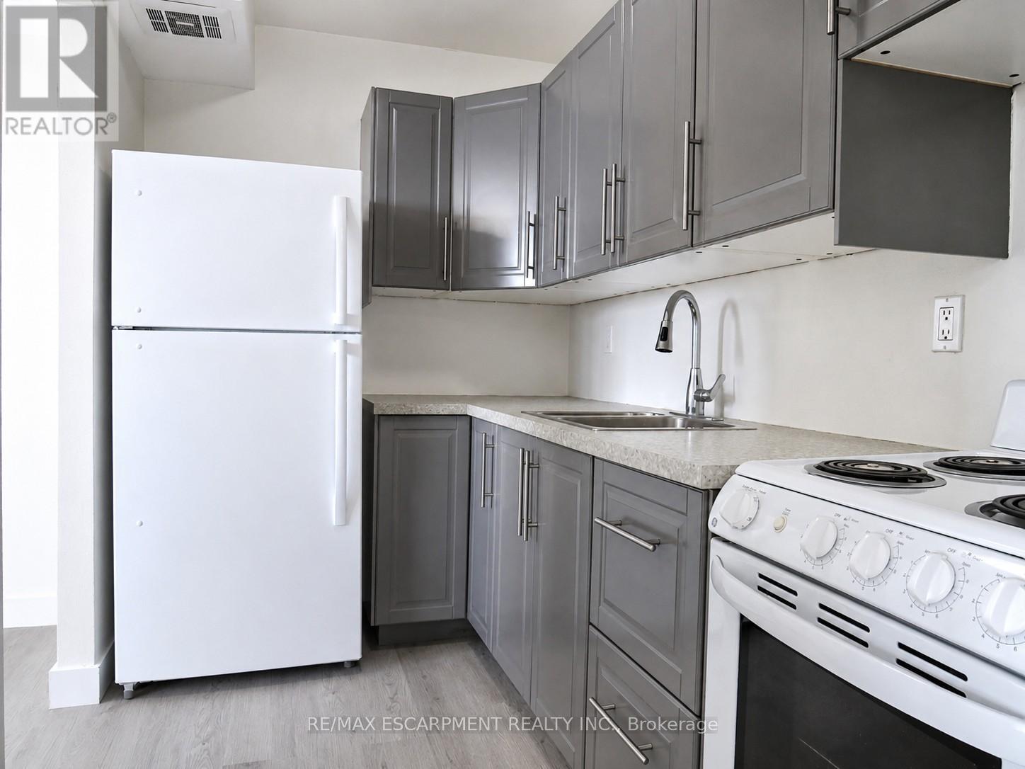 514 - 15 Albright Road, Hamilton, Ontario  L8K 5J2 - Photo 8 - X13489776