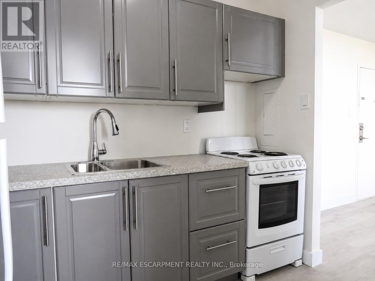 514 - 15 Albright Road, Hamilton, Ontario  L8K 5J2 - Photo 9 - X13489776