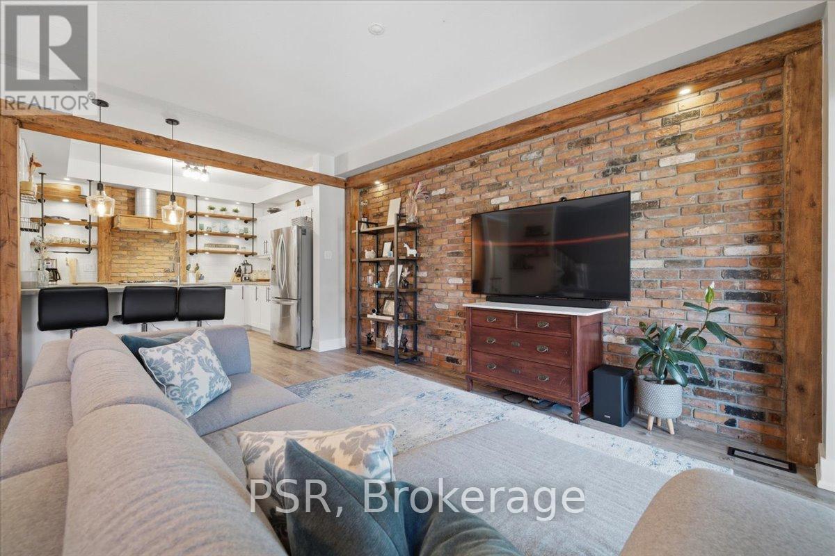12 Hiscott Drive, Hamilton, Ontario  L8B 0A2 - Photo 19 - X13489814