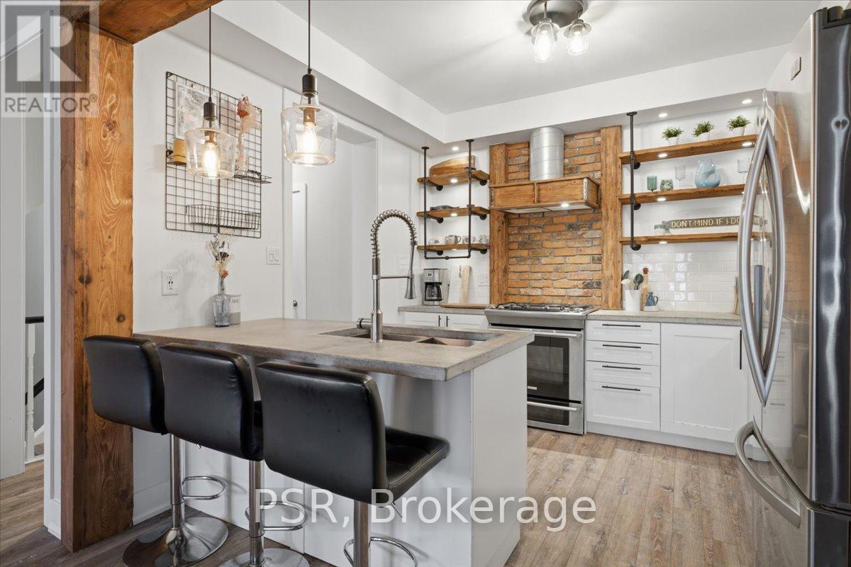 12 Hiscott Drive, Hamilton, Ontario  L8B 0A2 - Photo 24 - X13489814
