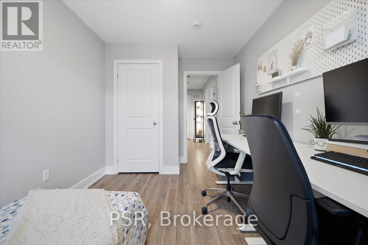 12 Hiscott Drive, Hamilton, Ontario  L8B 0A2 - Photo 36 - X13489814