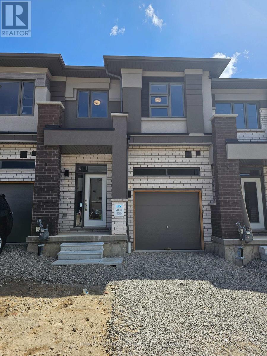 8 - 660 COLBORNE STREET W, Brantford, Ontario