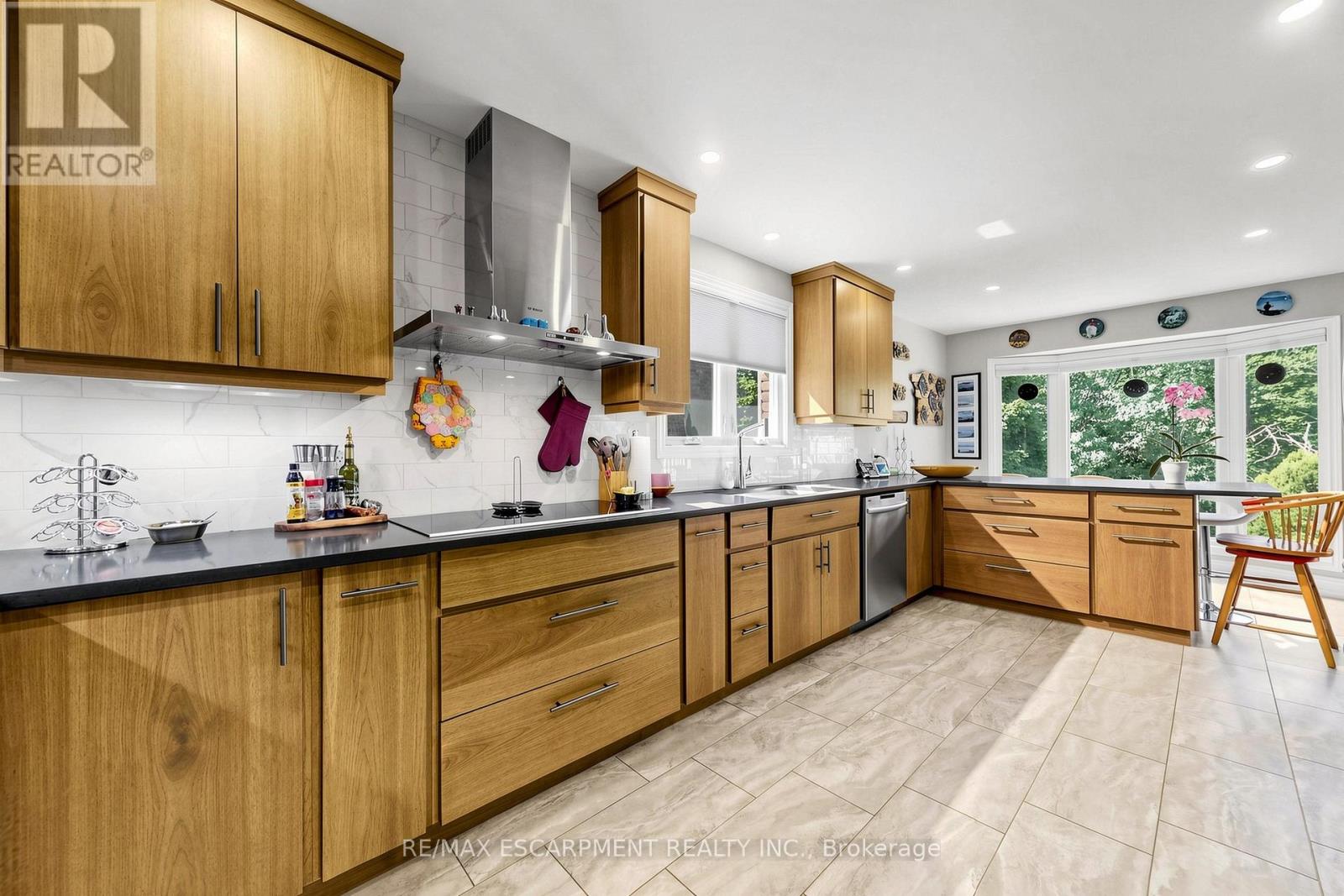 17 Flanders Drive, Hamilton, Ontario  L8B 0G6 - Photo 16 - X13489854