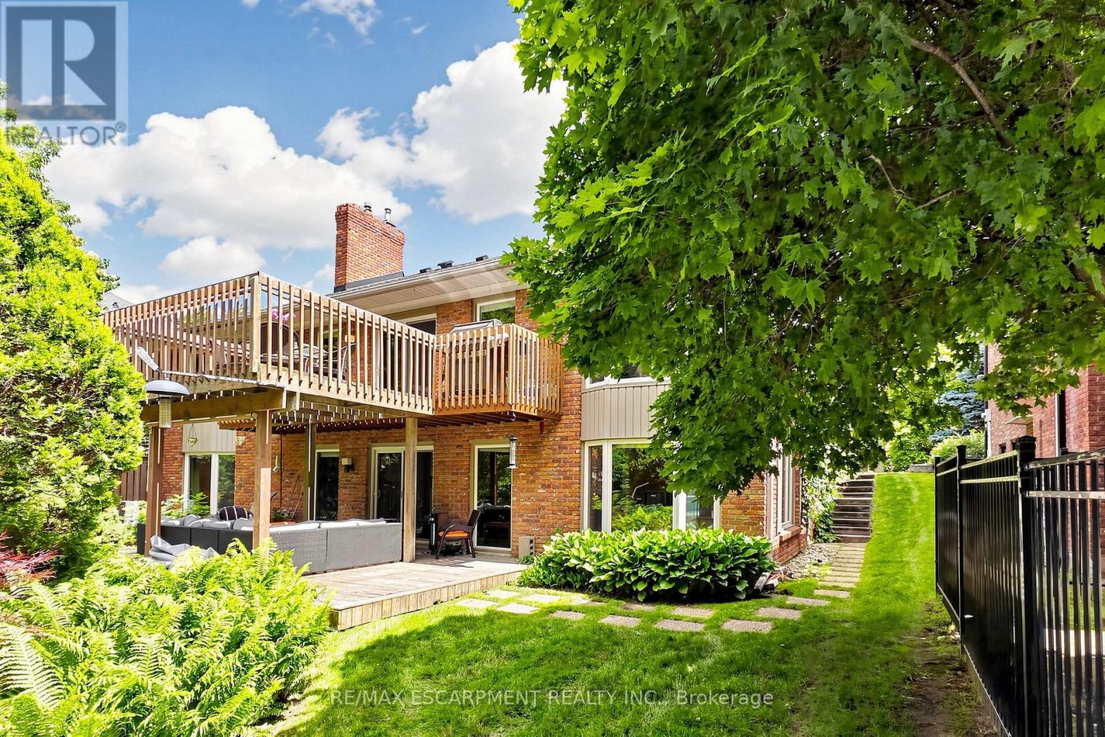 17 Flanders Drive, Hamilton, Ontario  L8B 0G6 - Photo 41 - X13489854