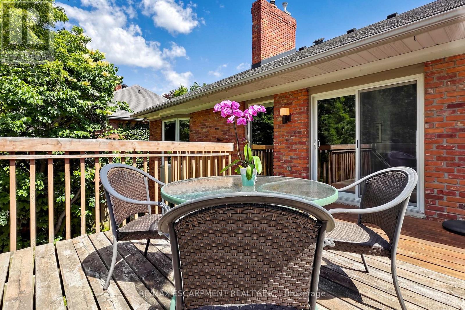 17 Flanders Drive, Hamilton, Ontario  L8B 0G6 - Photo 47 - X13489854