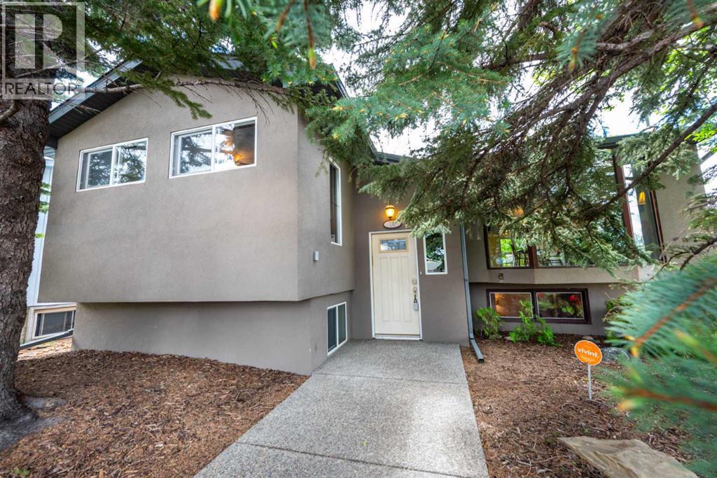 16 Rundleson Way Ne, Calgary, Alberta  T1Y 3N6 - Photo 1 - A2324222
