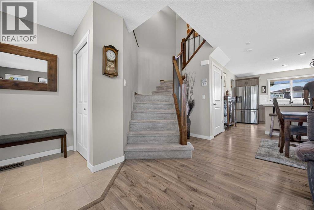 124 Sunvalley Road, Cochrane, Alberta  T4C 0X8 - Photo 11 - A2324126