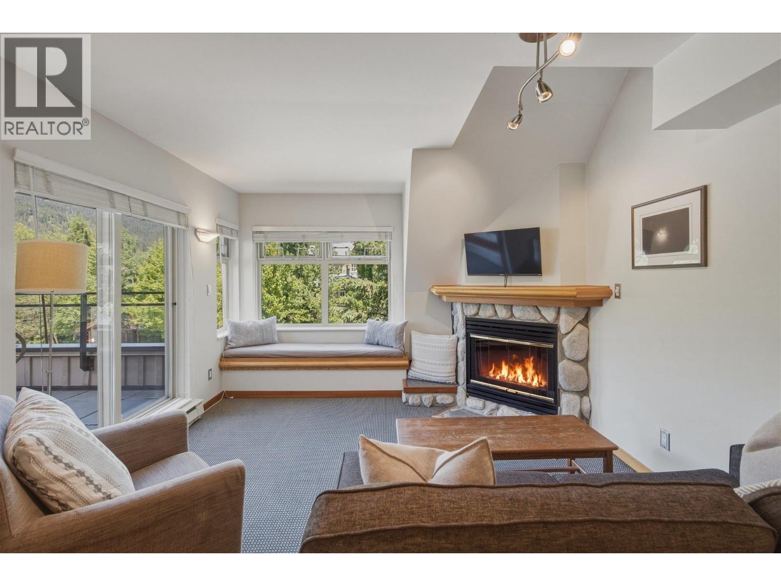 217 2050 Lake Placid Road, Whistler, British Columbia  V8E 0A8 - Photo 4 - R3139949