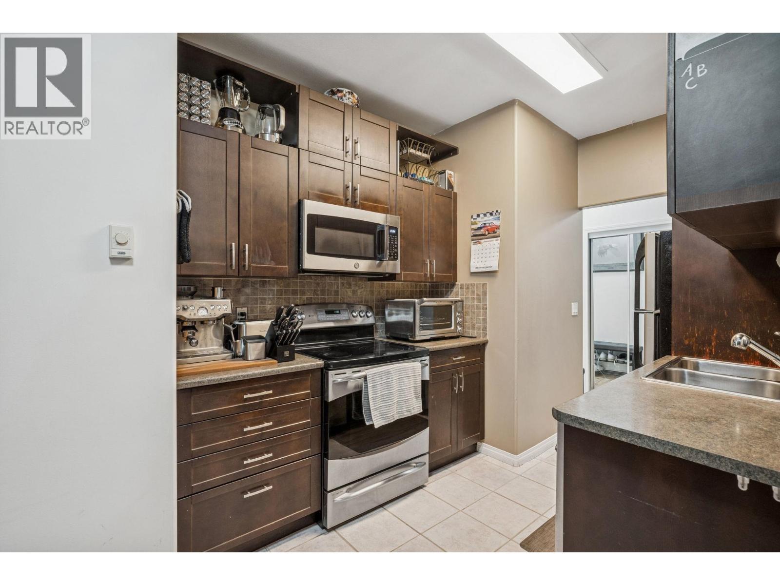208 3176 Plateau Boulevard, Coquitlam, British Columbia  V3E 3J2 - Photo 12 - R3139968