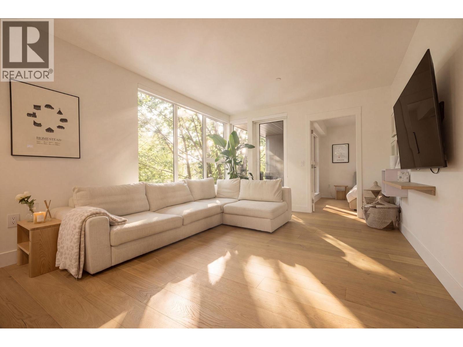 306 2485 Larch Street, Vancouver, British Columbia  V6K 0A3 - Photo 2 - R3139971