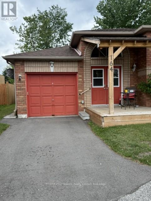 164 58th Street S, Wasaga Beach, Ontario  L9Z 1N9 - Photo 2 - S13490098