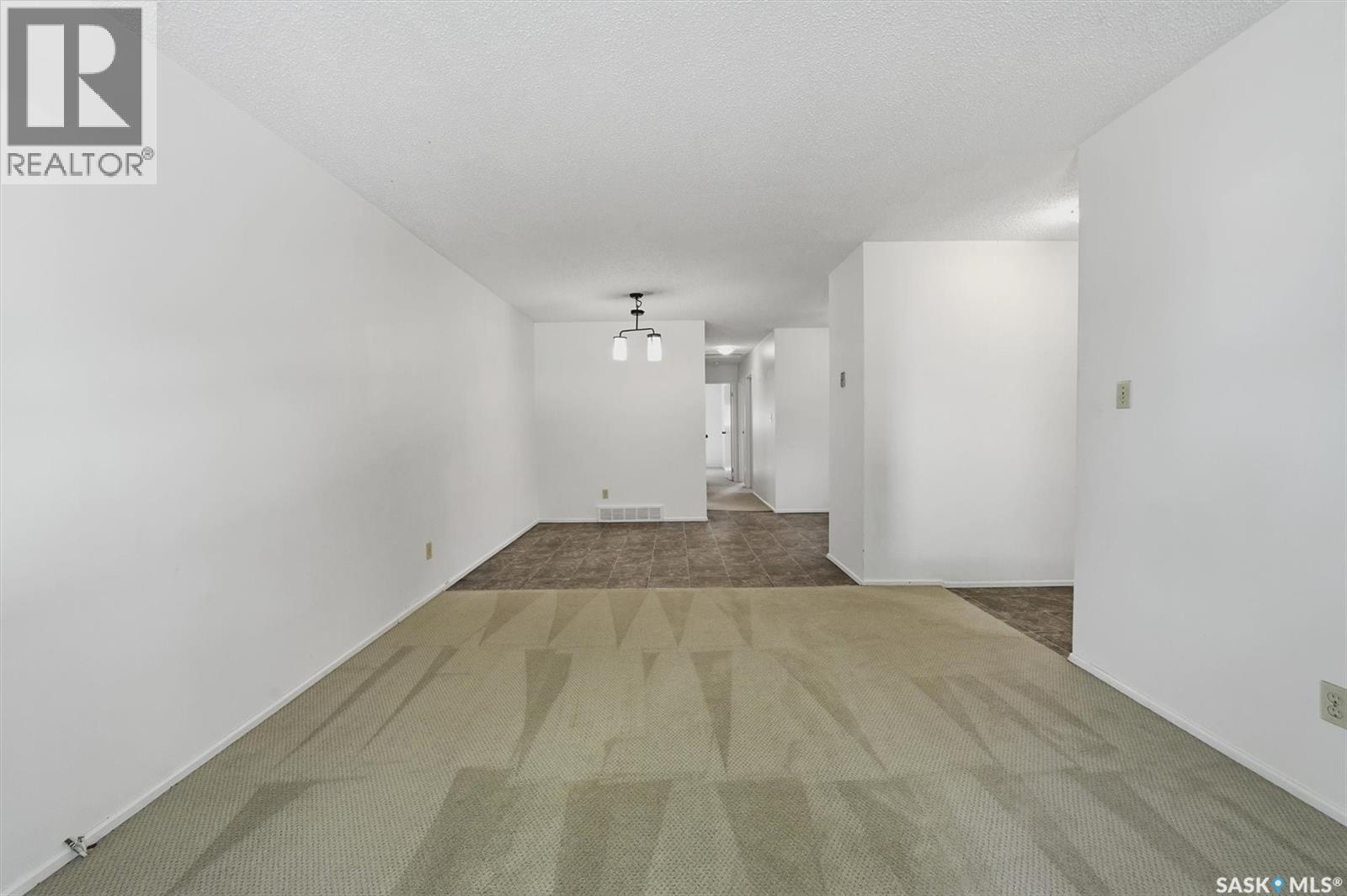 241-239 Molloy Street, Saskatoon, Saskatchewan  S7K 6J3 - Photo 8 - SK040657