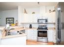 1088 Sunset Drive Unit# 312, Kelowna, BC V1Y 9W1