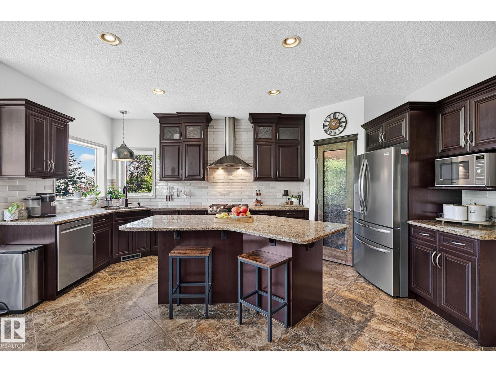 163 Galland Cr NW, Edmonton, Alberta  T5T 6P4 - Photo 9 - E4495649